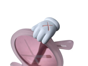 未未使用品 KAWS カウズ×SONS+DAUGHTERS サングラス キッズ ラウンド型 41-18-120 プラスチック ピンク 中古 63778 