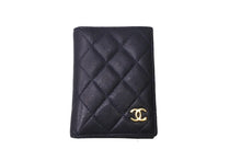 Load image into Gallery viewer, CHANEL シャネル マトラッセ キャビアスキン カードケース パスケース ネイビー 28番台 ゴールド金具 美品 中古 63780
