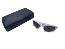 Load image into Gallery viewer, BALENCIAGA バレンシアガ BAT RECTANGLE サングラス サイズ59□20-125 XL ホワイト BB0229S 美品 中古 63781
