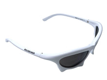 Load image into Gallery viewer, BALENCIAGA バレンシアガ BAT RECTANGLE サングラス サイズ59□20-125 XL ホワイト BB0229S 美品 中古 63781