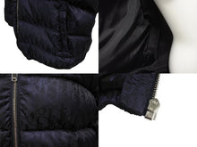 Load image into Gallery viewer, 極美品 DIOR ディオール ダウンジャケット オブリーク トロッター柄 ネイビー 12+ 1SBM21PUFE 美品 中古 63783