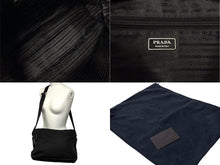 Load image into Gallery viewer, PRADA プラダ ショルダーバッグ VA0757 トライアングルロゴ ナイロン レザー ブラック シルバー金具 良品 中古 63799