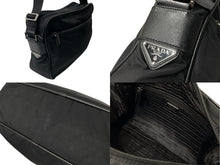 Load image into Gallery viewer, PRADA プラダ ショルダーバッグ VA0757 トライアングルロゴ ナイロン レザー ブラック シルバー金具 良品 中古 63799