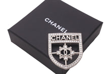 Load image into Gallery viewer, 極美品 CHANEL シャネル ヴィンテージ ブローチ ココマーク ラインストーン B16V ココマーク 中古 63817