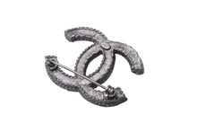 Load image into Gallery viewer, CHANEL シャネル ブローチ A14B レディース ココマーク ココ アクセサリー 2014年 ブラック シルバー 美品 中古 63819