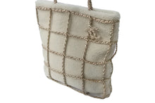 Load image into Gallery viewer, 極美品 CHANEL シャネル ショッピングトート 30番台 チェーントートバッグ ベージュ アイボリー ゴールド金具 中古 63879