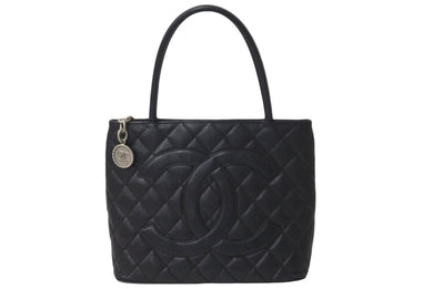CHANEL シャネル ハンドバッグ 復刻トート キャビアスキン マトラッセ ココマーク 6番台 シルバー金具 中古 63891