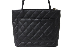 極美品 CHANEL シャネル ハンドバッグ 復刻トート キャビアスキン マトラッセ ココマーク 9番台 シルバー金具 中古 63892