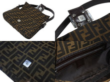 Load image into Gallery viewer, FENDI フェンディ マンマバケット ワンショルダーバッグ 26424 ズッカ柄 キャンバス レザー ブラウン シルバー金具 美品 中古 4b006390
