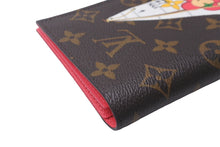 Load image into Gallery viewer, 新品同様 Louis Vuitton ルイ ヴィトン クーヴェルテュールNM パスポートケース 数量限定 IC M69746 ブラウン ピンク 中古 63906