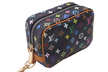 Load image into Gallery viewer, LOUISVUITTON ルイヴィトン トゥルース ワピティ ポーチ M58034 FL0076 ブラック マルチカラー ゴールド金具 美品 中古 63920