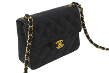 Load image into Gallery viewer, CHANEL シャネル ミニマトラッセ チェーンショルダーバッグ ココマーク 9番台 キャビアスキン ブラック ゴールド 美品 中古 63948
