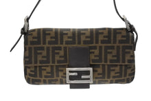 Load image into Gallery viewer, FENDI フェンディ マンマバケット ワンショルダーバッグ 26424 ズッカ柄 キャンバス レザー ブラウン シルバー金具 美品 中古 4b006396