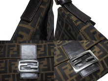 Load image into Gallery viewer, FENDI フェンディ マンマバケット ワンショルダーバッグ 26424 ズッカ柄 キャンバス レザー ブラウン シルバー金具 美品 中古 4b006396
