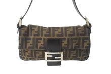 画像をギャラリービューアに読み込む, FENDI フェンディ マンマバケット ハンドバッグ ズッカ柄 ズッカブラウン シルバー金具 美品 中古 63966 