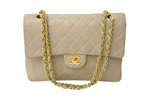 Load image into Gallery viewer, CHANEL シャネル マトラッセ25 縦長 チェーンショルダーバッグ 1番台 ベージュ ゴールド金具 良品 中古 63973
