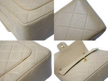 Load image into Gallery viewer, CHANEL シャネル マトラッセ25 縦長 チェーンショルダーバッグ 1番台 ベージュ ゴールド金具 良品 中古 63973