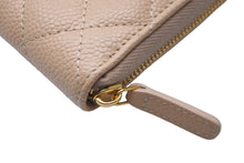 Load image into Gallery viewer, 新品同様 CHANEL シャネル 長財布 31番台 ココマーク ベージュ キャビアスキン ゴールド金具 中古 63976