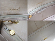 Load image into Gallery viewer, CHANEL シャネル フルフラップマトラッセ24 2番台 シングルチェーンショルダーバッグ ベージュ ゴールド金具 美品 中古 63978