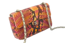 Load image into Gallery viewer, CHANEL シャネル ミニマトラッセ ショルダーバッグ ココマーク 6番台 レザー ピンク イエロー オレンジ 美品 中古 63981