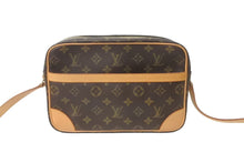 Load image into Gallery viewer, 極美品 LOUIS VUITTON ルイヴィトン トロカデロ27 ショルダーバッグ 斜め掛け M51274 モノグラム PVC ブラウン 中古 63984