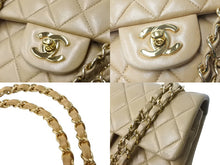 Load image into Gallery viewer, CHANEL シャネル マトラッセWフラップチェーンショルダーバッグ 6番台 ラムスキン 23cm ベージュ ゴールド金具 美品 中古 63998