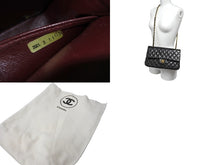 Load image into Gallery viewer, 極美品 CHANEL シャネル マトラッセ Wフラップチェーンショルダーバッグ 6番台 ラムスキン 25cm ブラック ゴールド金具 中古 64000