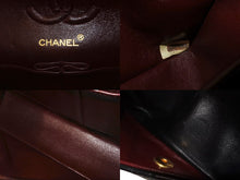 Load image into Gallery viewer, CHANEL シャネル Wフラップ マトラッセ チェーン ショルダーバッグ 23cm 1番台 ラムスキン ブラック ゴールド金具 美品 中古 64009