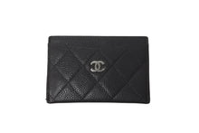 Load image into Gallery viewer, CHANEL シャネル キャビアスキン カードケース ココマーク 14番台 ブラック シルバー金具 美品 中古 64033