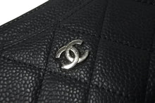Load image into Gallery viewer, CHANEL シャネル キャビアスキン カードケース ココマーク 14番台 ブラック シルバー金具 美品 中古 64033