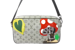 極美品 LOUIS VUITTON ルイヴィトン コント ドゥ フェ ポシェット アクセサリーポーチ M92274 フェアリーテール カーキ 中古 64057