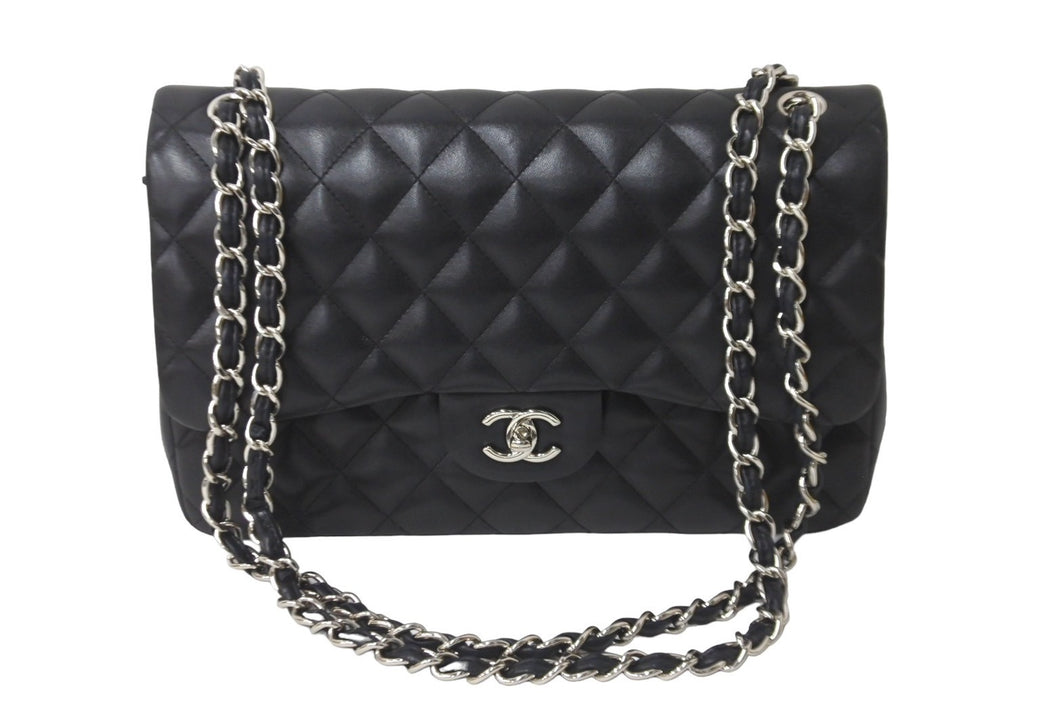 極美品 CHANEL シャネル チェーンショルダーバッグ マトラッセ30 Wフラップラップ ブラックシルバー 19番台 中古 64059