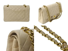 Load image into Gallery viewer, CHANEL シャネル マトラッセ 25cm Wフラップ チェーンショルダーバッグ 3番台 ラムスキン ベージュ ゴールド金具 美品 中古 64064