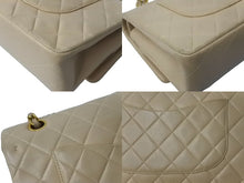 Load image into Gallery viewer, CHANEL シャネル マトラッセ 25cm Wフラップ チェーンショルダーバッグ 3番台 ラムスキン ベージュ ゴールド金具 美品 中古 64064