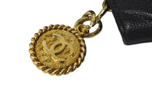 Load image into Gallery viewer, 極美品 CHANEL シャネル ハンドバッグ 復刻トート キャビアスキン マトラッセ ココマーク 9番台 ゴールド金具 中古 64073
