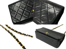 Load image into Gallery viewer, CHANEL シャネル ミニマトラッセ チェーンショルダーバッグ 1番台 ブラック ゴールド金具 良品 中古 64089