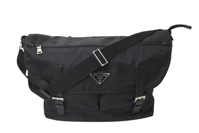 PRADA プラダ メッセンジャーバッグ ショルダーバック BT0696 ナイロン ブラック NERO シルバー金具 美品 中古 64094 