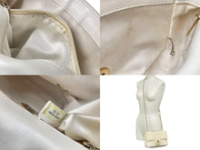 Load image into Gallery viewer, CHANEL シャネル マトラッセ チェーンショルダーバッグ 28番台 スパンコール レザー ホワイト ゴールド金具 良品 中古 64096