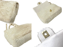 Load image into Gallery viewer, CHANEL シャネル マトラッセ チェーンショルダーバッグ 28番台 スパンコール レザー ホワイト ゴールド金具 良品 中古 64096