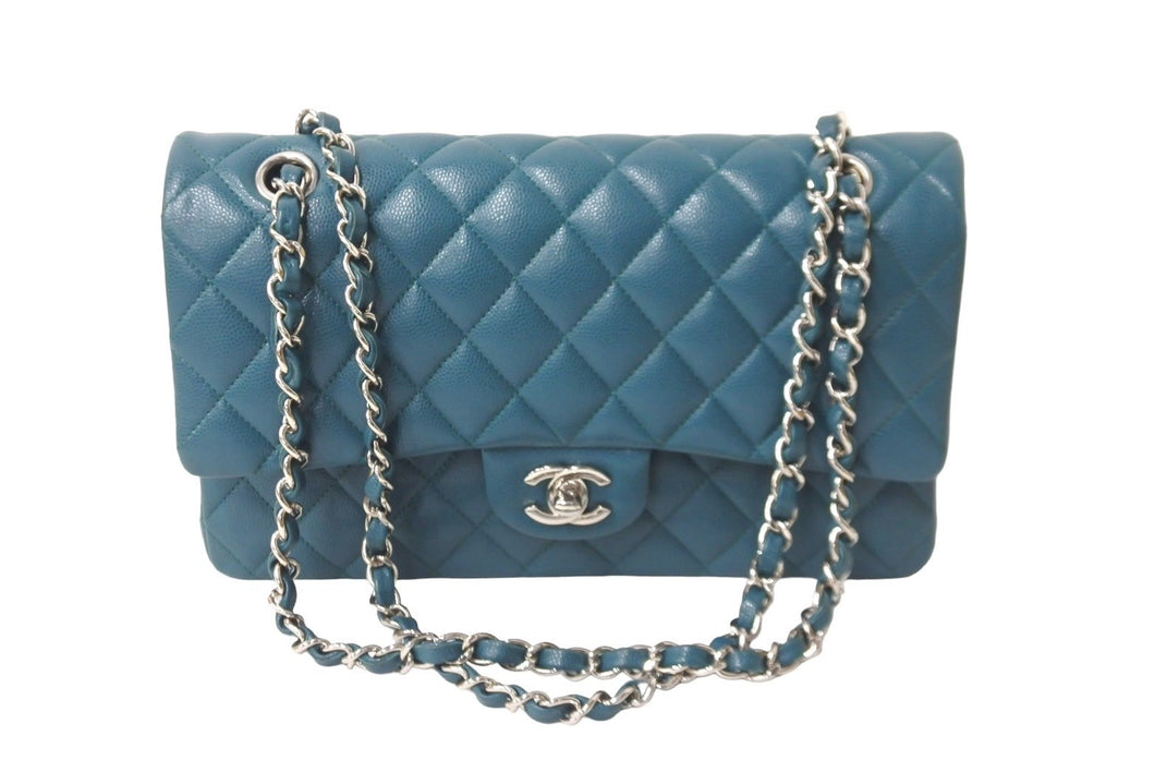 新品同様 CHANEL シャネル Wフラップ 25cm ショルダーバッグ キャビアスキン 26番台 マトラッセ グリーン系 シルバー金具 中古 64104