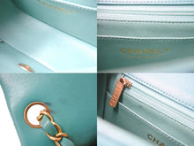 Load image into Gallery viewer, CHANEL シャネル マトラッセ17 チェーンショルダーバック 35200 ラムスキン 27番台 エメラルドグリーン ゴールド金具 美品 中古 64108