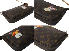 Load image into Gallery viewer, LOUIS VUITTON ルイヴィトン ハンドバッグ ポシェット アクセソワール 村上隆 M51981 パンダ モノグラム ゴールド金具 美品 中古 64115