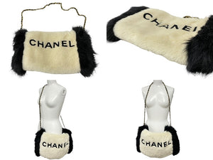 新品同様 CHANEL シャネル ハンドウォーマー チェーンショルダー ラパンファー ホワイト ブラック ゴールド金具 中古 64140
