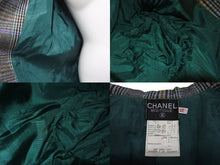 Load image into Gallery viewer, 極美品 CHANEL シャネル チェック ウール ジャケット マルチカラー 21866 アウター ココマーク ロゴ 柄 中古 64146