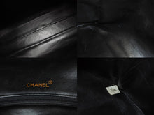 Load image into Gallery viewer, 極美品 CHANEL シャネル スポーツ ロゴマトラッセ ボストンバッグ ブラック ホワイト 3番台 ロゴ ゴールド金具 中古 64178