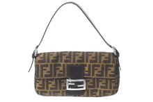 画像をギャラリービューアに読み込む, FENDI フェンディ マンマバケット ハンドバッグ ズッカ柄 ブラウン シルバー金具 キャンバス レザー 美品 中古 64187 