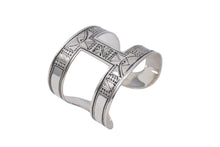 Load image into Gallery viewer, 極美品 HERMES エルメス トゥアレグ PM バングル ブレスレット シルバ−925 重量59.3g アクセサリー ジュエリー 彫刻 入手困難 中古 64257