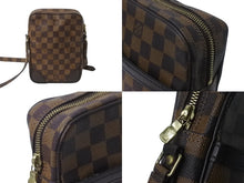 Load image into Gallery viewer, LouisVuitton ルイヴィトン ダヌーブ ショルダーバッグ 斜めがけバッグ N48063 PVC ゴールド金具 美品 中古 64262