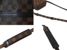 Load image into Gallery viewer, LouisVuitton ルイヴィトン ダヌーブ ショルダーバッグ 斜めがけバッグ N48063 PVC ゴールド金具 美品 中古 64262