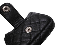 Load image into Gallery viewer, CHANEL シャネル ミニポーチ 小物入れ ブラック キルティング ラムスキン 美品 中古 64290